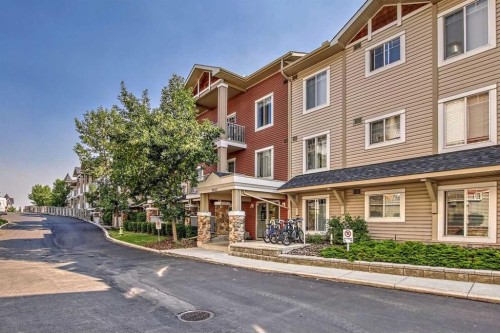 9303-70 Panamount Drive Nw, Calgary, AB - Outdoor With Facade