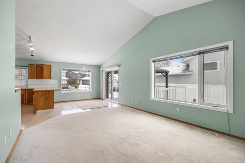 302 Arbour Ridge Park Nw, Calgary, AB - Indoor Photo Showing Other Room