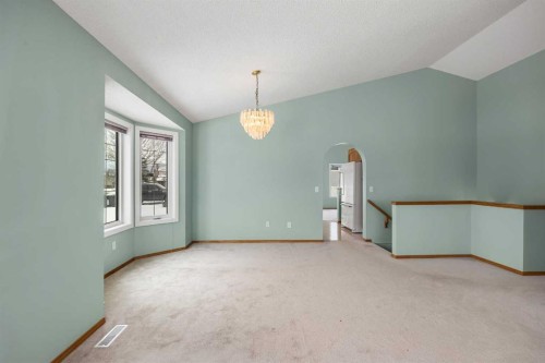 302 Arbour Ridge Park Nw, Calgary, AB - Indoor Photo Showing Other Room