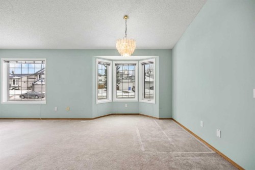 302 Arbour Ridge Park Nw, Calgary, AB - Indoor Photo Showing Other Room