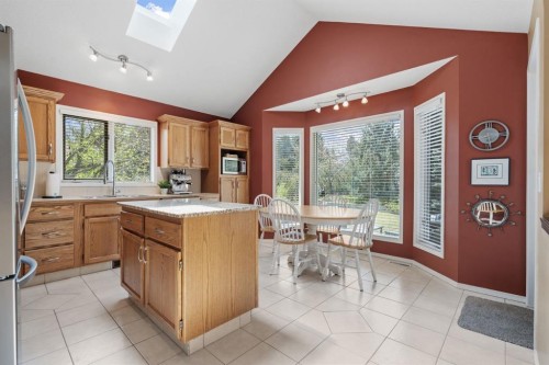 212 Sirocco Place Sw, Calgary, AB - Indoor