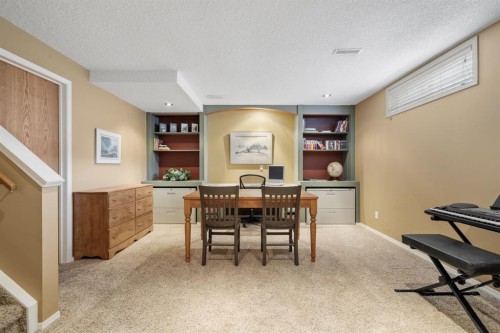212 Sirocco Place Sw, Calgary, AB - Indoor