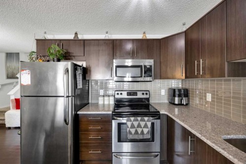 10614 Cityscape Drive Ne, Calgary, AB - Indoor Photo Showing Kitchen With Upgraded Kitchen