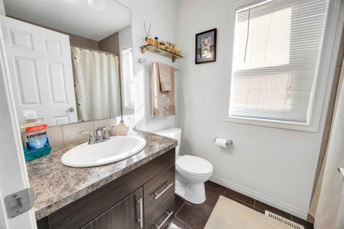 10614 Cityscape Drive Ne, Calgary, AB - Indoor Photo Showing Bathroom