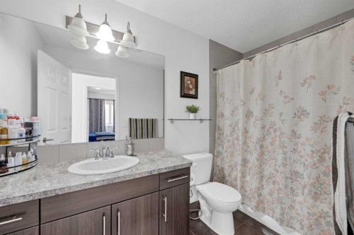 10614 Cityscape Drive Ne, Calgary, AB - Indoor Photo Showing Bathroom
