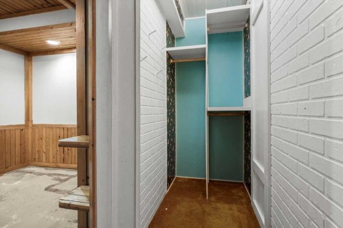 96 Jensen Crescent Ne, Airdrie, AB - Indoor Photo Showing Other Room