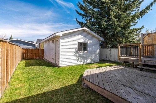 96 Jensen Crescent Ne, Airdrie, AB - Outdoor
