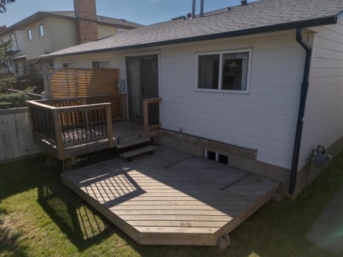 96 Jensen Crescent Ne, Airdrie, AB - Outdoor With Deck Patio Veranda With Exterior