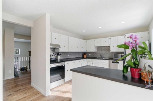 6-23 Glamis Drive Sw, Calgary, AB 