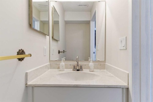 6-23 Glamis Drive Sw, Calgary, AB 