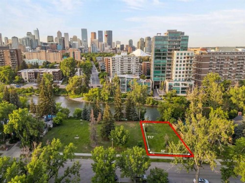 112 Roxboro Road Sw, Calgary, AB 