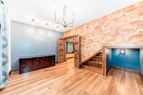 2 Tuscany Estates Crescent Nw, Calgary, AB - Indoor Photo Showing Other Room