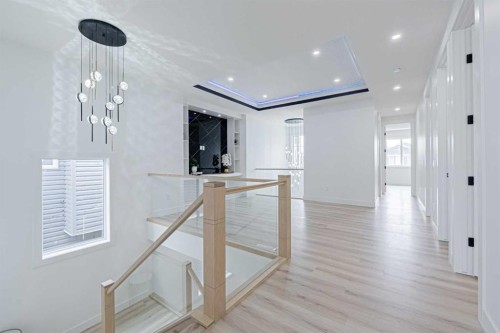 137 Saddlecrest Circle Ne, Calgary, AB - Indoor Photo Showing Other Room