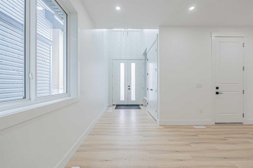 137 Saddlecrest Circle Ne, Calgary, AB - Indoor Photo Showing Other Room