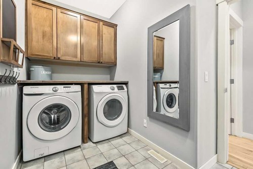 87 Chaparral Grove Se, Calgary, AB - Indoor Photo Showing Laundry Room