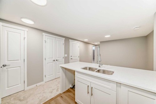 1093 Sawgrass Link Nw, Airdrie, AB - Indoor
