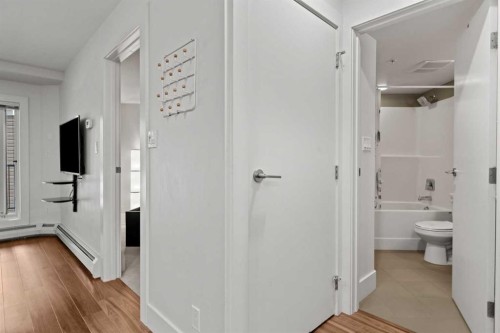 110-510 Edmonton Trail Ne, Calgary, AB - Indoor