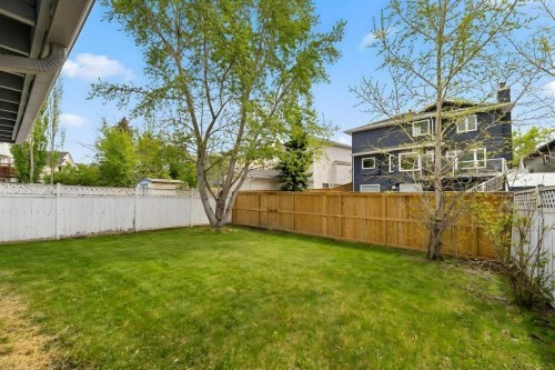 9119 Scurfield Drive Nw, Calgary, AB - Outdoor With Backyard