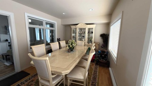 264049 Range Rd 41 Range, Cochrane, AB - Indoor Photo Showing Dining Room