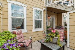 540 Mckenzie Towne Close SE Calgary, AB T2Z 1A7