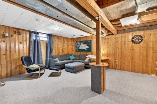 3707 Glenbrook Drive Sw, Calgary, AB - Indoor Photo Showing Basement