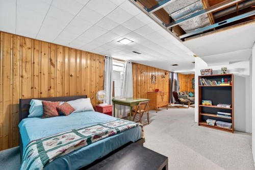 3707 Glenbrook Drive Sw, Calgary, AB - Indoor Photo Showing Other Room