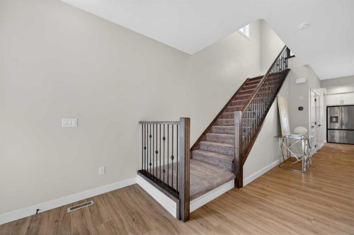 420 Lewiston Landing Ne, Calgary, AB - Indoor Photo Showing Other Room