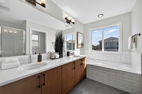 473 Lewiston Landing Ne, Calgary, AB - Indoor Photo Showing Bathroom