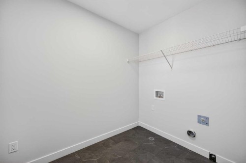 473 Lewiston Landing Ne, Calgary, AB - Indoor With Storage