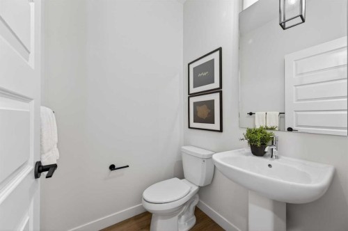 473 Lewiston Landing Ne, Calgary, AB - Indoor Photo Showing Bathroom