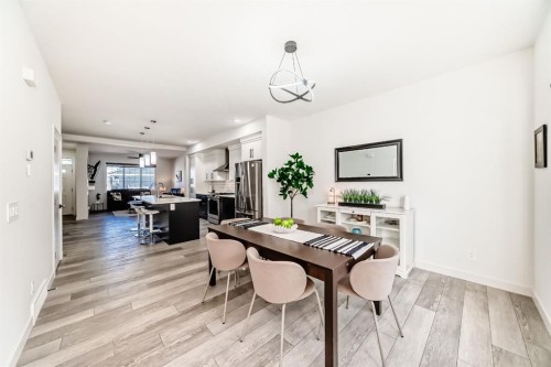 37 Legacy Glen Point Se, Calgary, AB - Indoor Photo Showing Dining Room