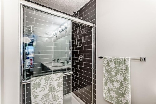 37 Legacy Glen Point Se, Calgary, AB - Indoor