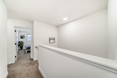 37 Legacy Glen Point Se, Calgary, AB - Indoor Photo Showing Other Room
