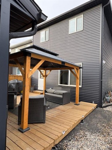 37 Legacy Glen Point Se, Calgary, AB - Outdoor With Deck Patio Veranda With Exterior