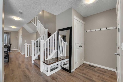 23 Copperpond Square Se, Calgary, AB - Indoor Photo Showing Other Room