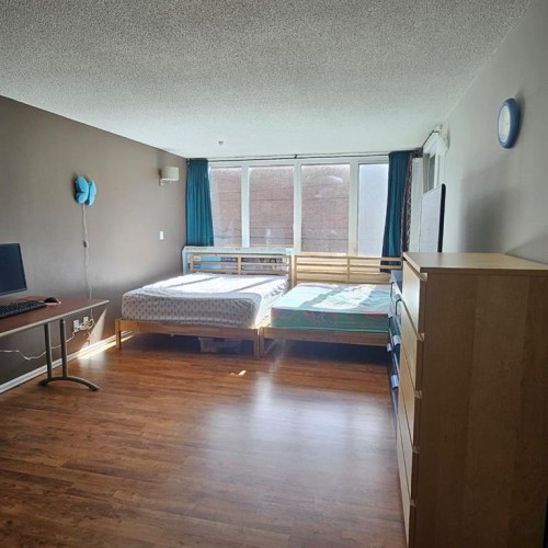 203-511 56 Avenue Sw, Calgary, AB - Indoor