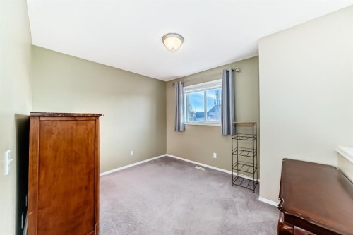 240 Prestwick Way Se, Calgary, AB - Indoor Photo Showing Other Room