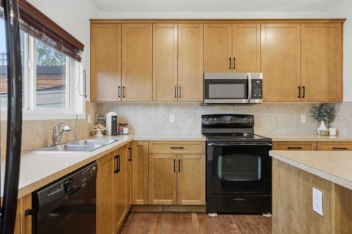 35 Covecreek Place Ne, Calgary, AB 
