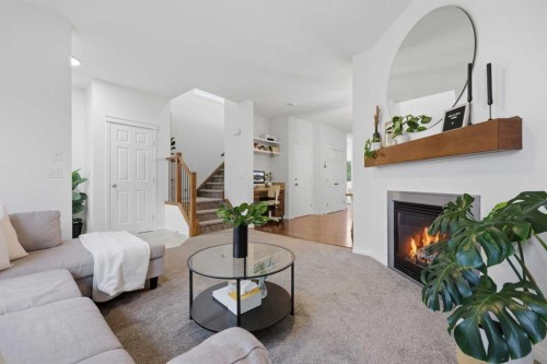 35 Covecreek Place Ne, Calgary, AB 