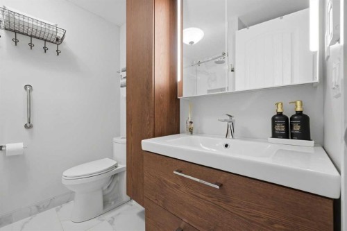 35 Covecreek Place Ne, Calgary, AB 