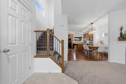 35 Covecreek Place Ne, Calgary, AB 