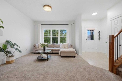 35 Covecreek Place Ne, Calgary, AB 