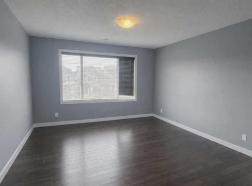1580 New Brighton Drive Se, Calgary, AB - Indoor Photo Showing Other Room