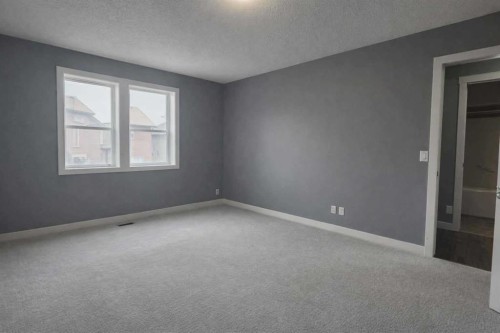 1580 New Brighton Drive Se, Calgary, AB - Indoor Photo Showing Other Room