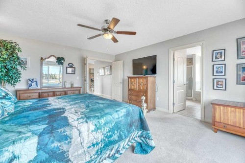 636 Muirfield Crescent, Lyalta, AB - Indoor Photo Showing Bedroom