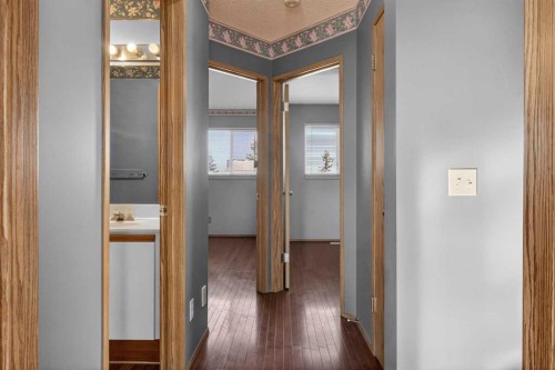 257 Fresno Place Ne, Calgary, AB - Indoor Photo Showing Other Room