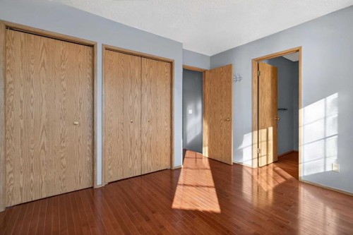 257 Fresno Place Ne, Calgary, AB - Indoor Photo Showing Other Room