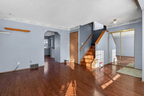 257 Fresno Place Ne, Calgary, AB - Indoor Photo Showing Other Room