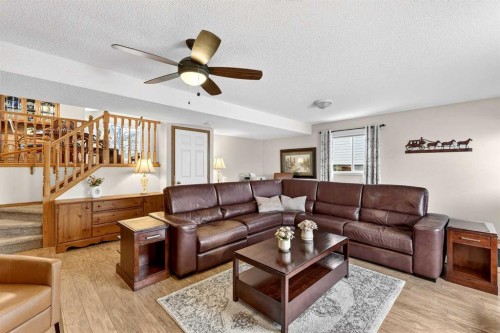 131 Citadel Mesa Close Nw, Calgary, AB - Indoor Photo Showing Living Room