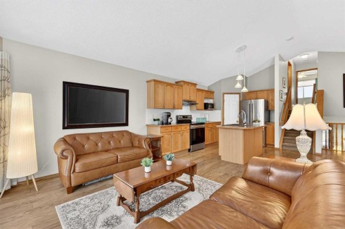 131 Citadel Mesa Close Nw, Calgary, AB - Indoor Photo Showing Living Room